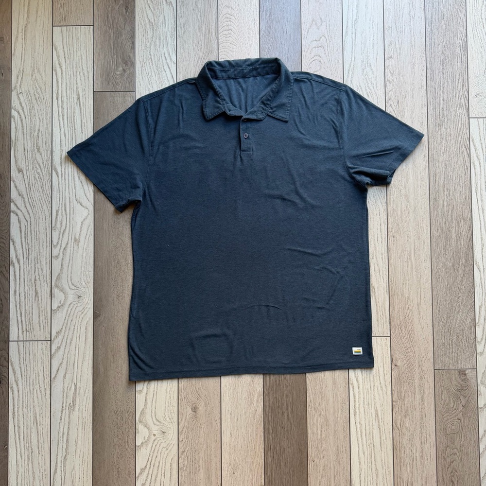 Vuori Men's Strato Tech Polo Shirt size XL color Navy Heather